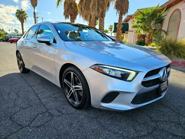 2021 Mercedes-Benz A-Class A220's photo