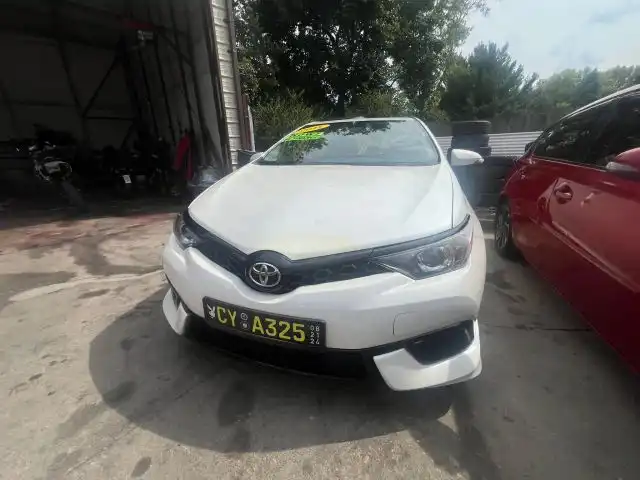 2017 Toyota Corolla iM CVT's photo