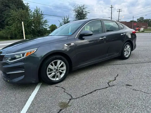 2016 Kia Optima LX Auto's photo
