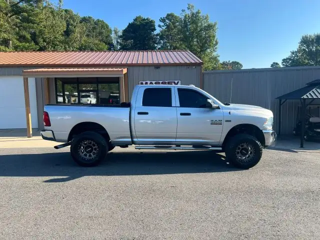 2016 RAM 2500 Tradesman 4WD Crew Cab SWB's photo