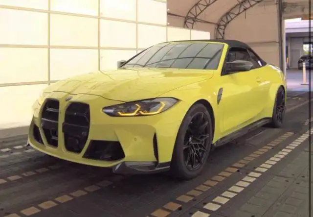 2022 BMW M4 Competition xDrive Convertible's photo