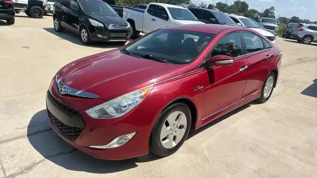 2012 Hyundai Sonata Base's photo