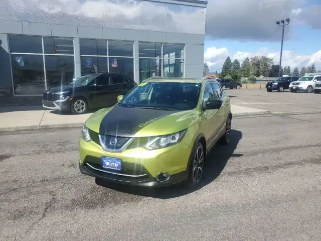 2017 Nissan Qashqai SL AWD CVT's photo