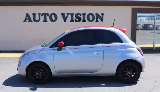 2015 FIAT 500 Pop's photo