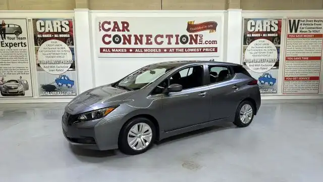 2024 Nissan Leaf S's photo