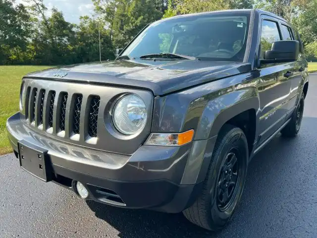 2017 Jeep Patriot Sport's photo