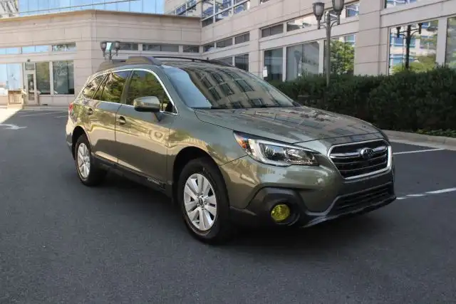 2019 Subaru Outback 2.5i Premium's photo