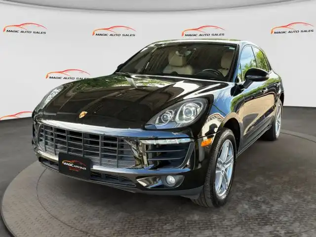 2018 Porsche Macan Base's photo