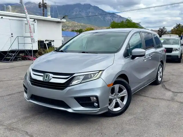 2020 Honda Odyssey EX-L's photo
