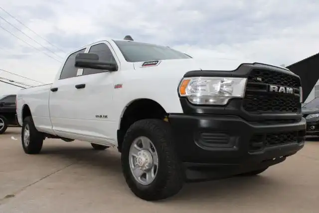 2022 RAM 2500 Tradesman 4WD Crew Cab LWB's photo