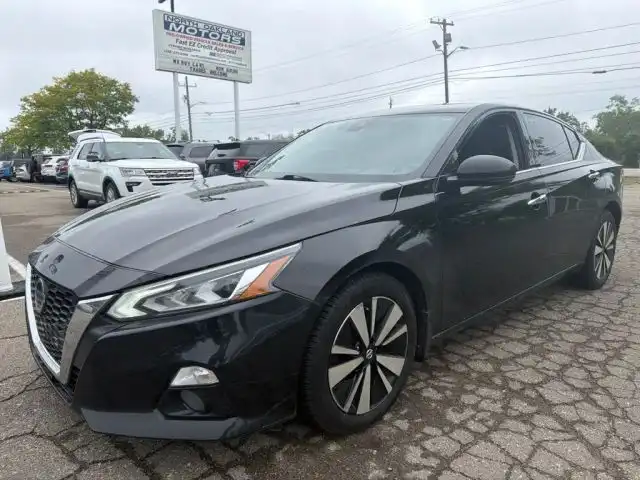 2019 Nissan Altima SV's photo