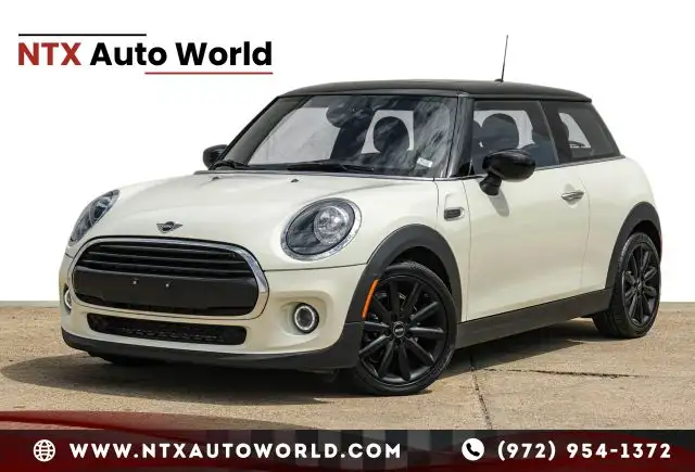 2021 MINI Hardtop Oxford Edition's photo