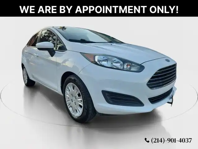 2015 Ford Fiesta S Sedan's photo