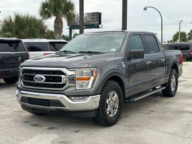 2021 Ford F-150 XLT SuperCrew 5-1/2' Box's photo
