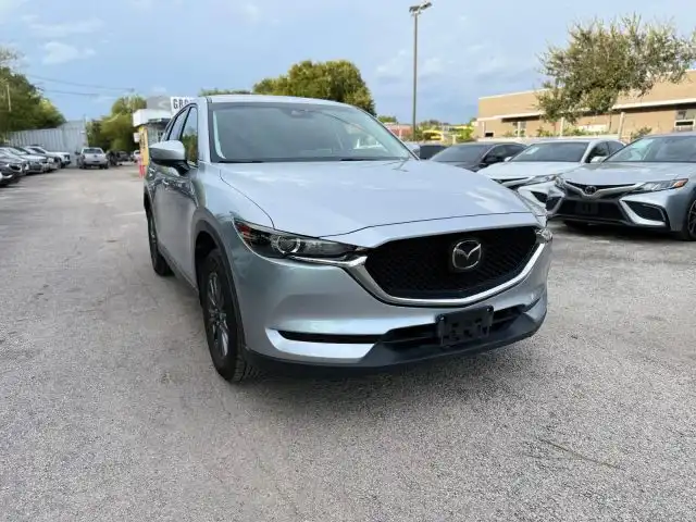 2019 Mazda CX-5 Touring Auto's photo