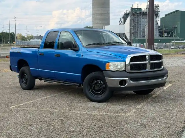 2004 Dodge Ram 1500 ST 4WD Quad Cab SWB's photo