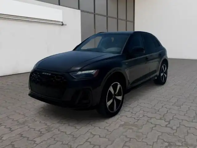 2022 Audi Q5 45 Premium Plus's photo