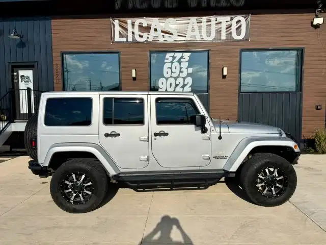 2011 Jeep Wrangler Sahara 4WD's photo