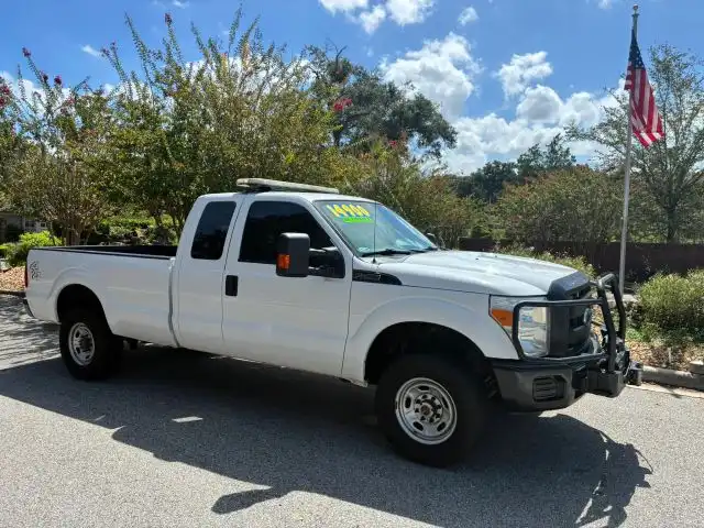 2015 Ford F-250 XL 4WD SuperCab 158 in's photo