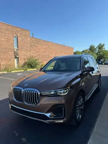 2019 BMW X7 xDrive40i's photo