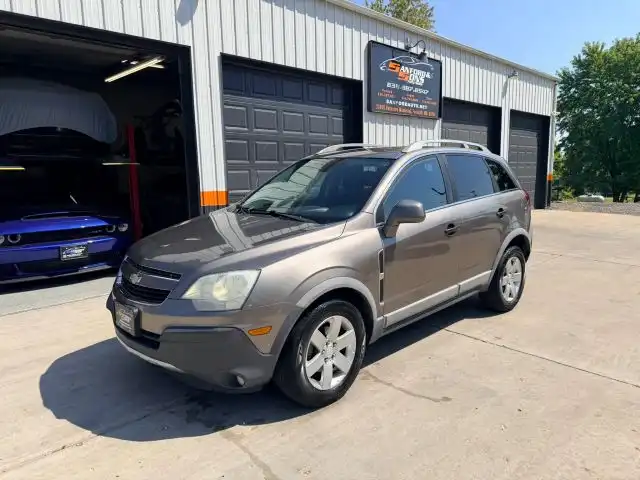 2012 Chevrolet Captiva Sport 2LS FWD's photo
