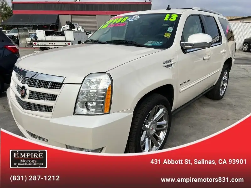 2013 Cadillac Escalade AWD Premium photo 1