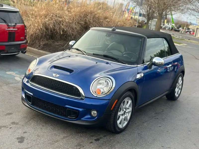 2015 MINI Cooper S photo 1