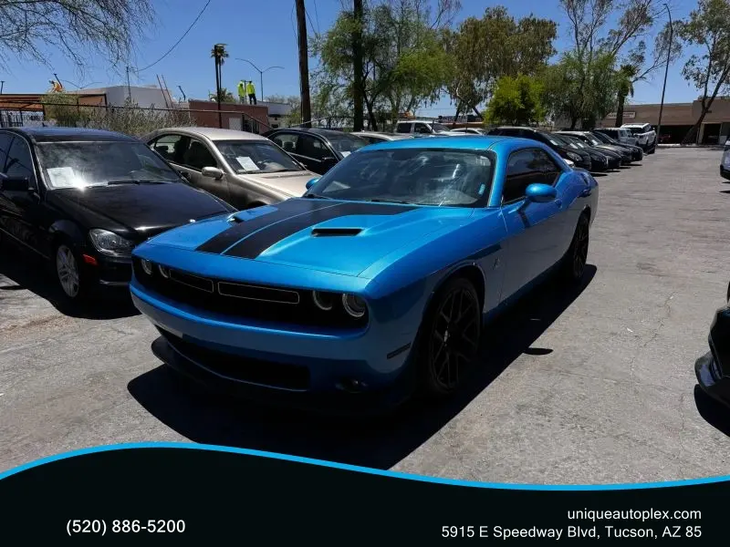 2015 Dodge Challenger Scat Pack photo 1