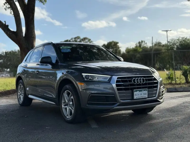 2019 Audi Q5 2.0T Premium quattro S tronic photo 1