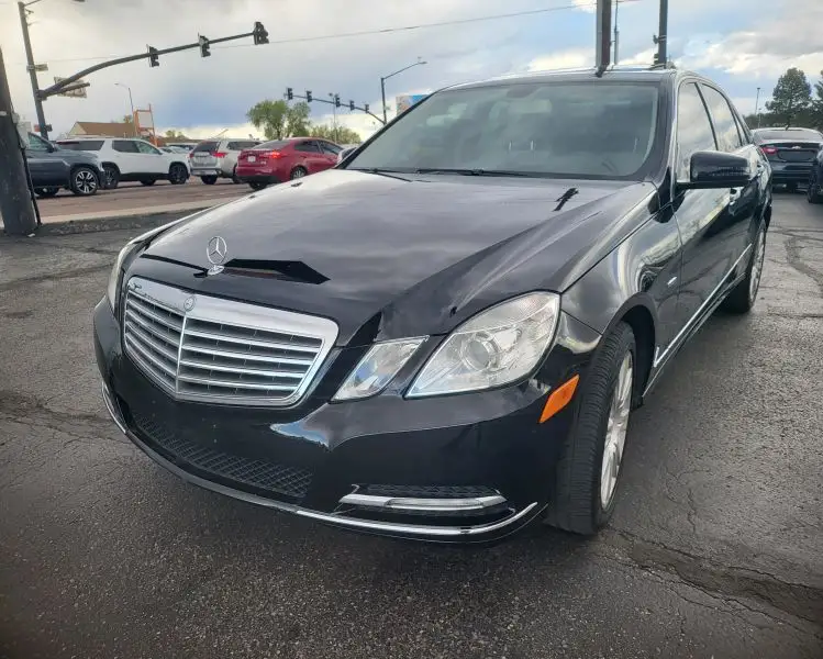 2012 Mercedes-Benz E-Class E350 Luxury 4MATIC photo 1