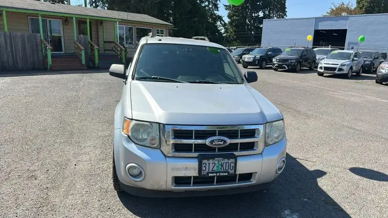2012 Ford Escape XLT 4WD photo 1