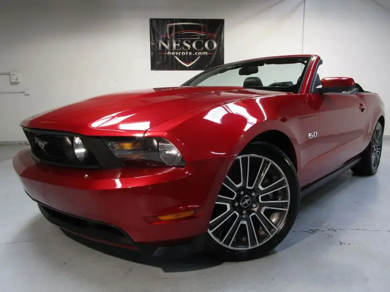 2012 Ford Mustang GT Premium photo 1