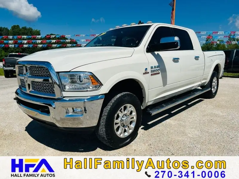 2017 RAM 2500 Laramie 4X4 Mega Cab photo 1
