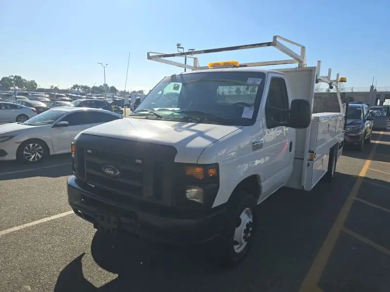 2013 Ford E-Series undefined photo 1