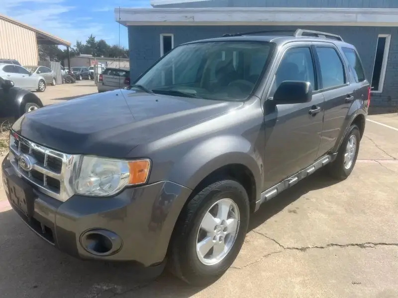 2012 Ford Escape XLS photo 1