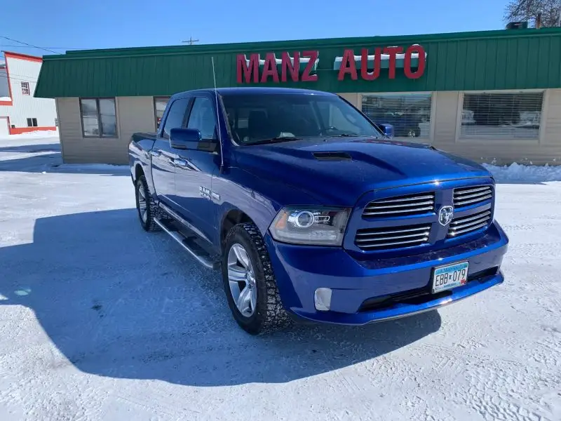 2014 RAM 1500 Sport Crew Cab 4x4 photo 1