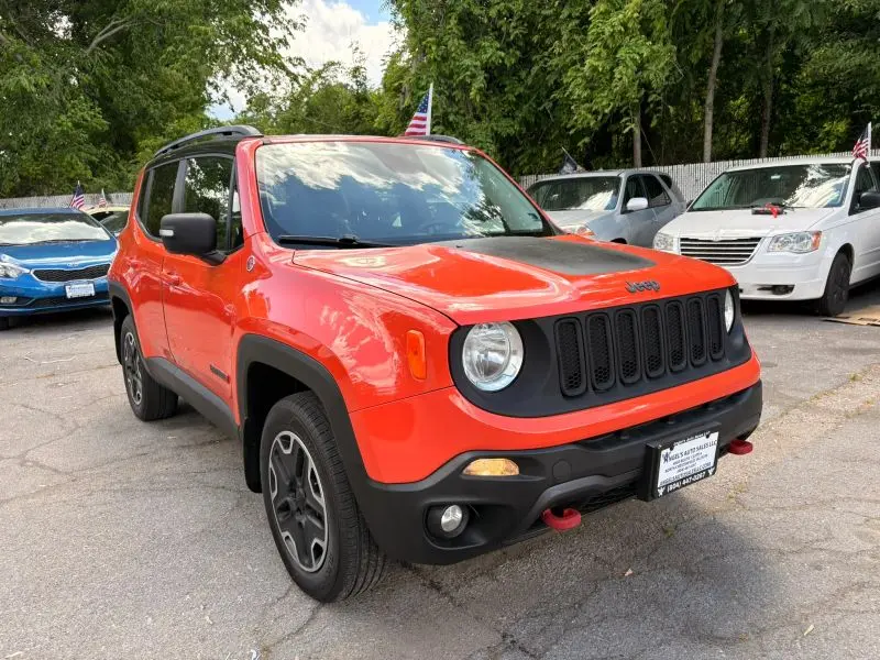 2015 Jeep Renegade Trailhawk 4x4 photo 1