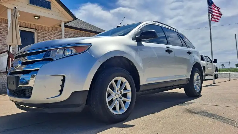 2013 Ford Edge SE photo 1