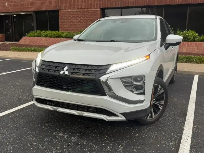 2025 Mitsubishi Eclipse Cross SE S-AWC photo 1