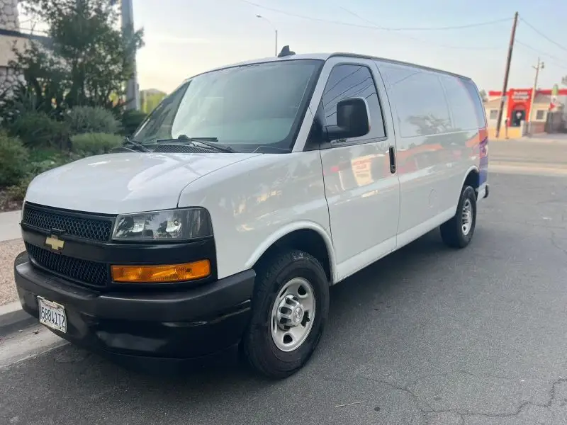 2019 Chevrolet Express 2500 Work Van HD photo 1