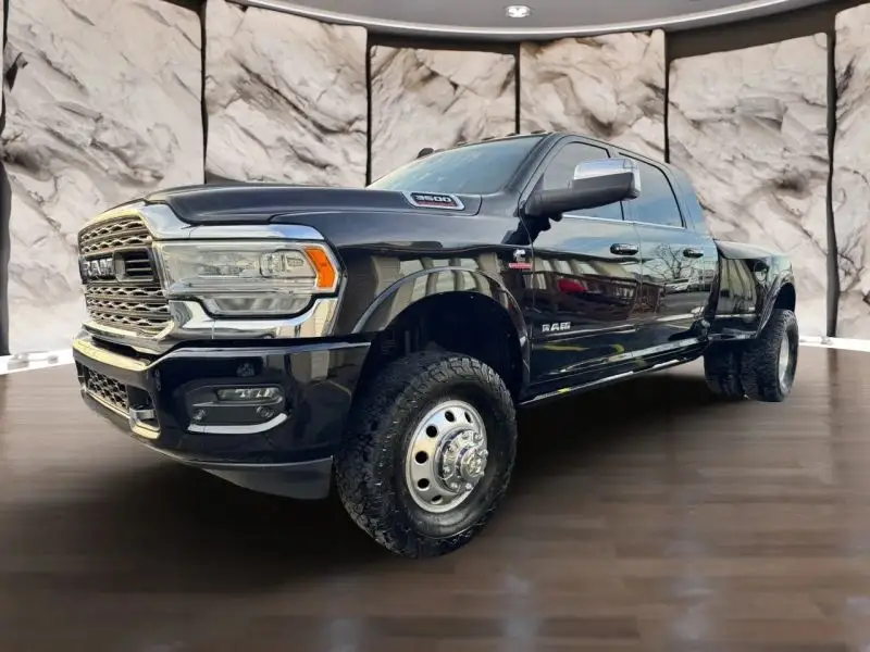 2019 RAM 3500 Limited 4X4 Mega Cab photo 1