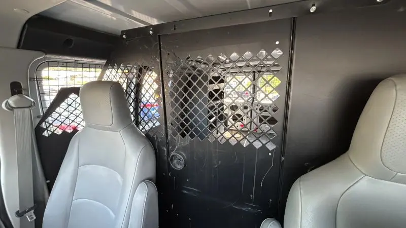 2014 Ford E-Series E-250 Van photo 1