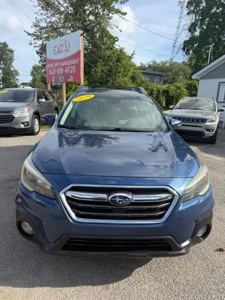 2019 Subaru Outback 2.5i Premium photo 1