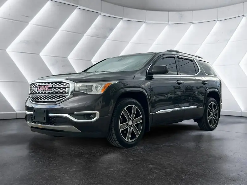 2017 GMC Acadia Denali AWD photo 1