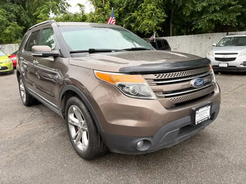 2015 Ford Explorer Limited photo 1