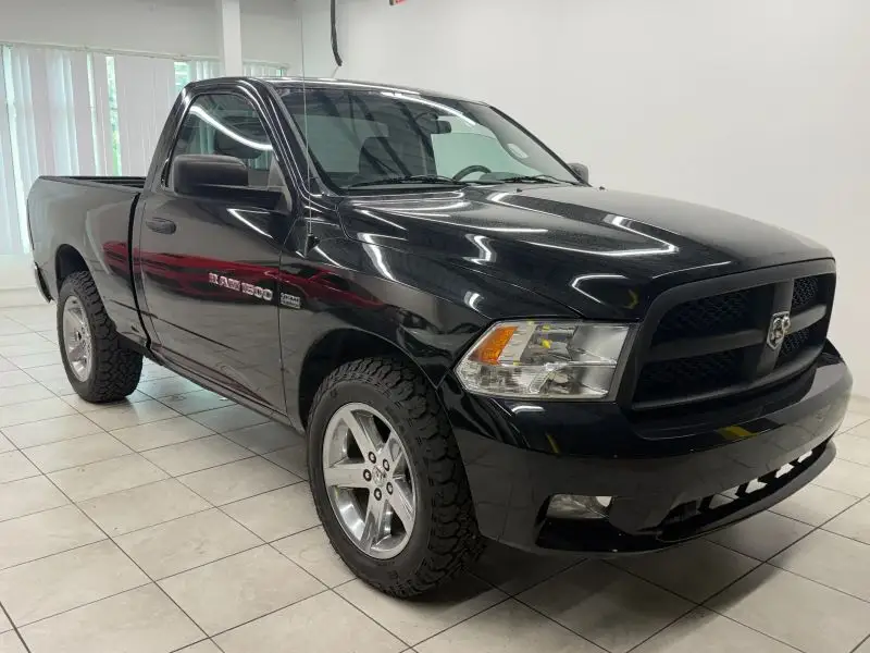 2012 RAM 1500 Express 4x4 Regular Cab SWB photo 1