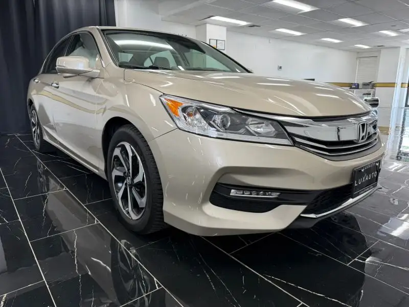 2016 Honda Accord EX CVT photo 1