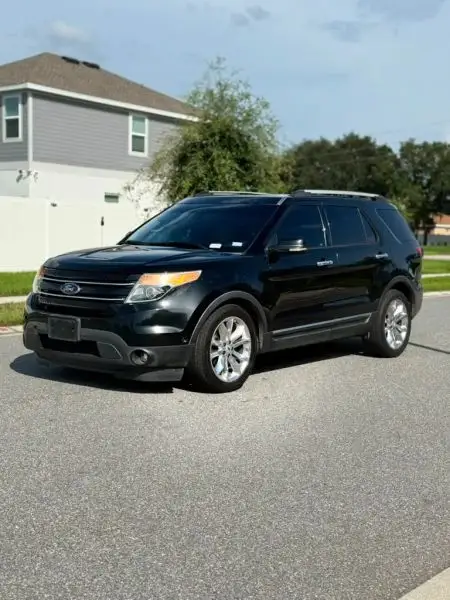 2013 Ford Explorer Limited photo 1