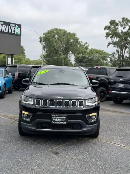 2018 Jeep Compass Limited 4X4 photo 1