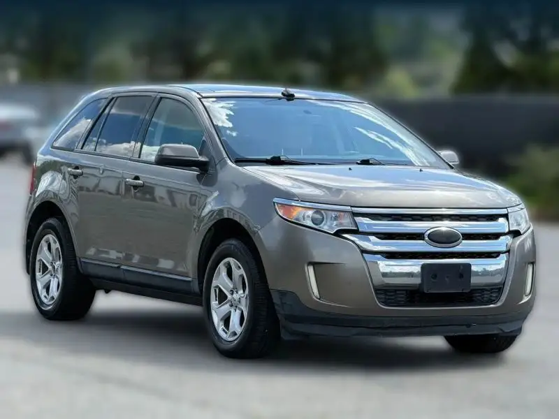 2013 Ford Edge SEL photo 1